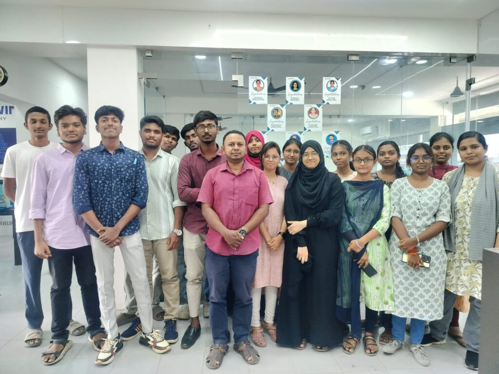 Students attending practical IT training at Livewire Trichy Computer Training Institute